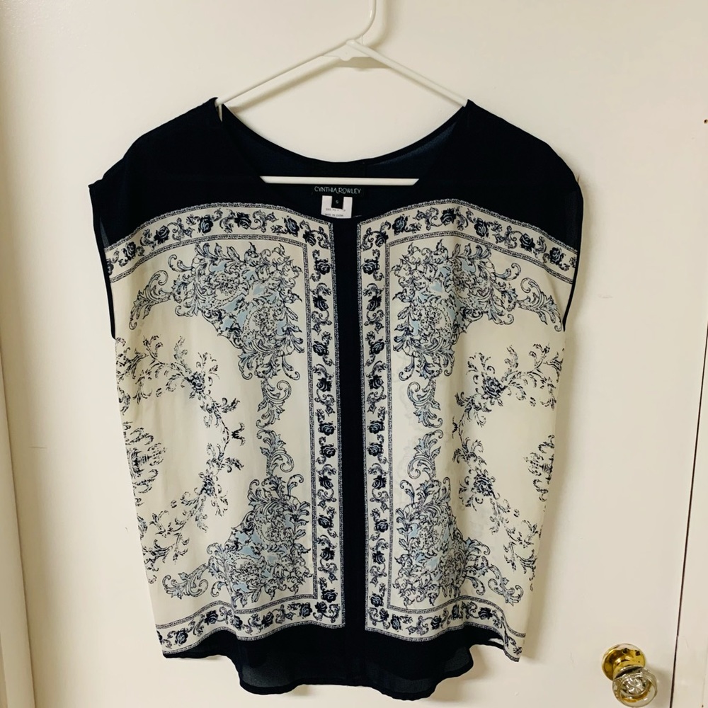 New ⭐️ Cynthia Rowley Intricate Detailed Blouse